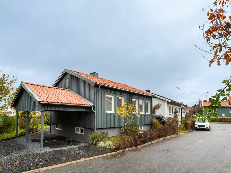 Renovering av fonster dorr Flemingsberg Holmgard.jpg